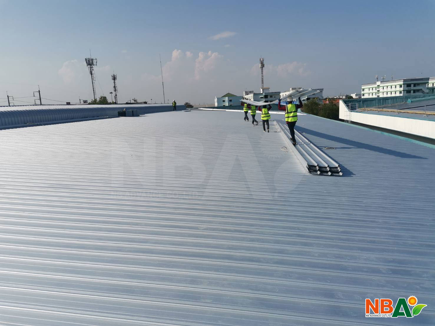 Installation of metal sheet roof